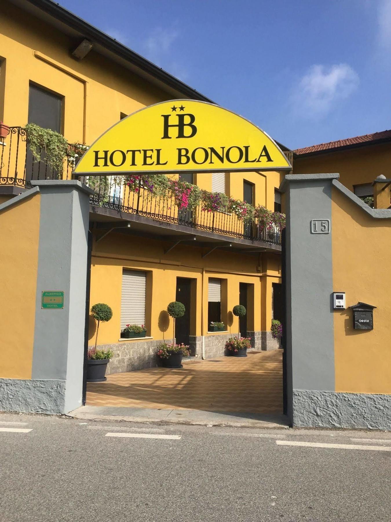 Hotel Bonola Милано Екстериор снимка